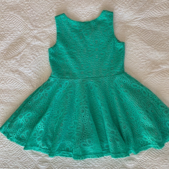 Green Sleeveless Dress, 4T - Picture 2 of 7